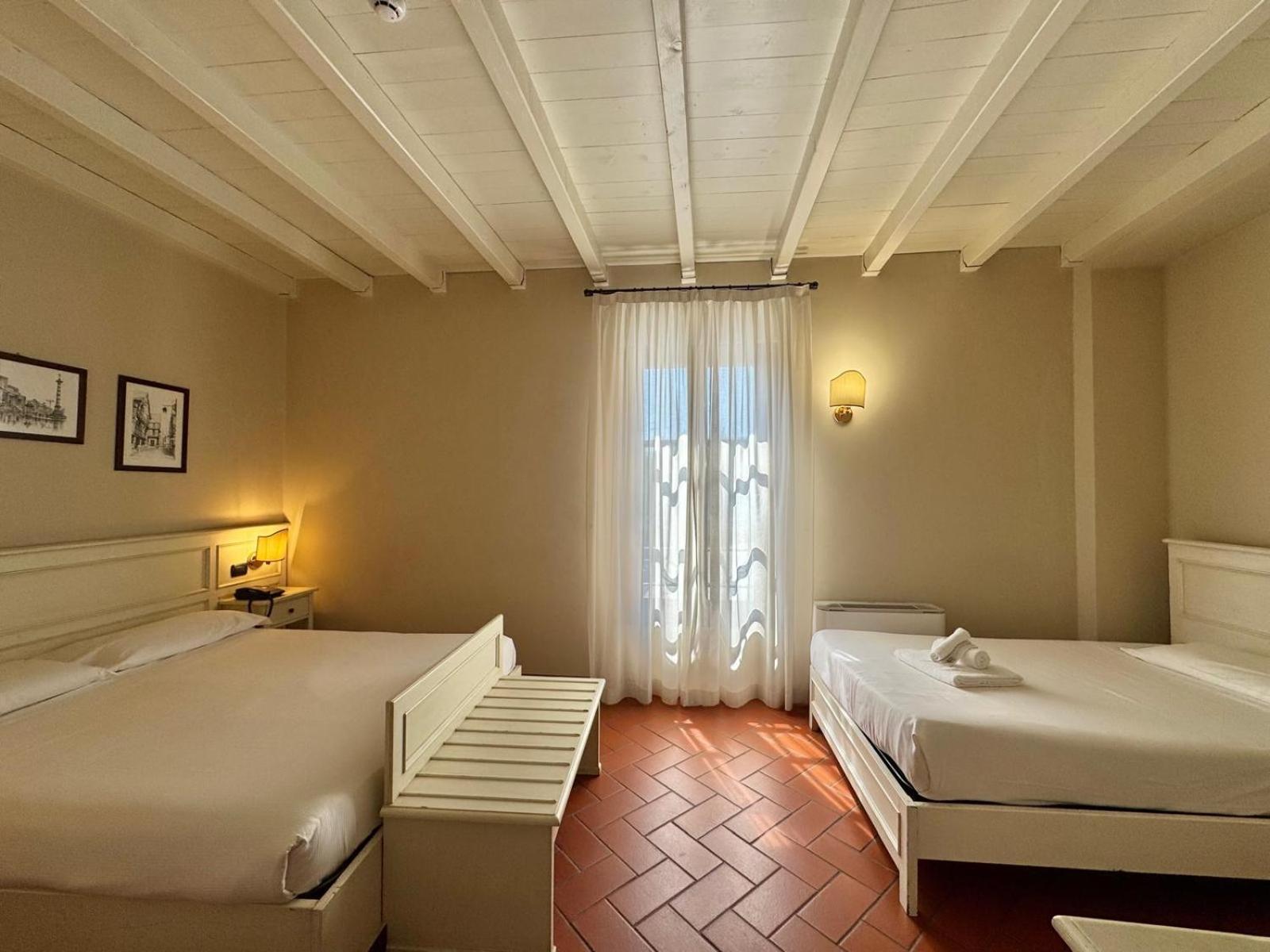 Hotel Il Gelso Pontevico Exterior photo